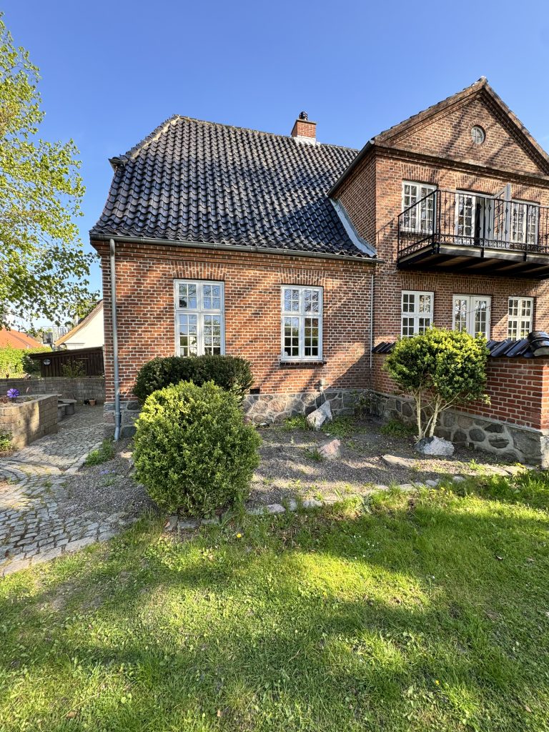 image00003 Samalas udendørsfaciliteter hovedhus på Vedskøllevej, Herfølge