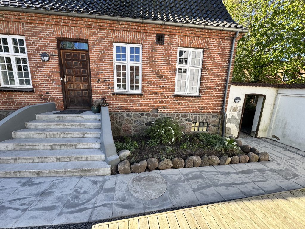 image00005 Samalas udendørsfaciliteter hovedhus på Vedskøllevej, Herfølge