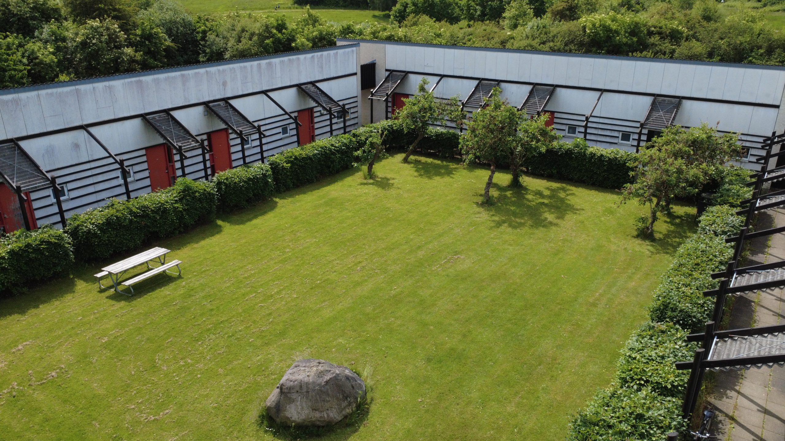 Samalas have og udendørsfaciliteter Horseager, Hvalsø