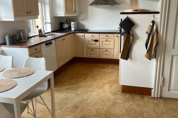 fcd2f408-e24c-4c07-bed2-257063d1e421-1_all_288